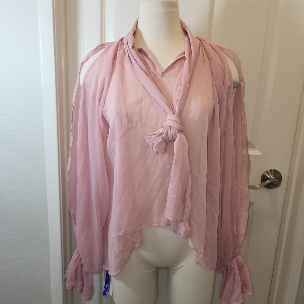 New! Cider Peach Pink Blouse w/ Slit Long Sleeve Top Woman's Size-S‎ Polyester